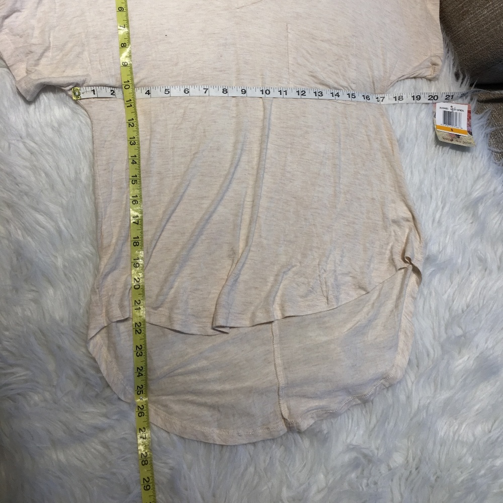 NWT BellaDuJour S beige basic tee - Picture 3 of 6